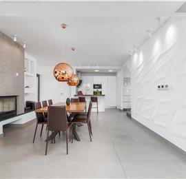 5 bedroom beachfront villa with heated pool near Omis, sleeps 9